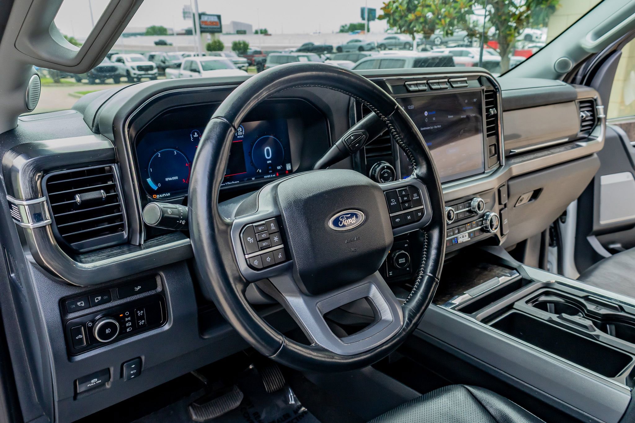 Used 2024 Ford F250 Lariat w/ Lariat Ultimate Package AWD/4WD image 16