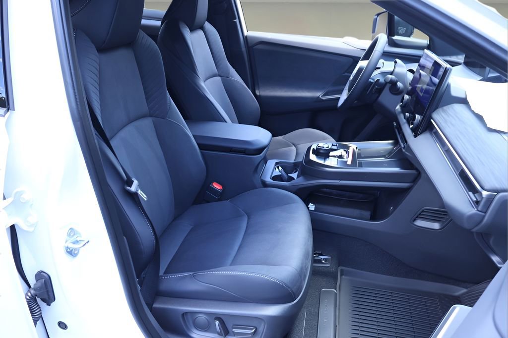 New 2026 Toyota C-HR AWD/4WD image 17
