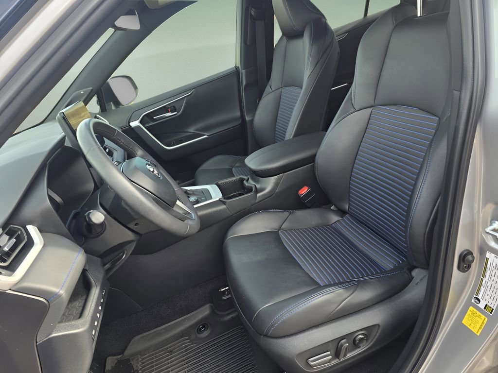 Used 2023 Toyota RAV4 XSE image 11