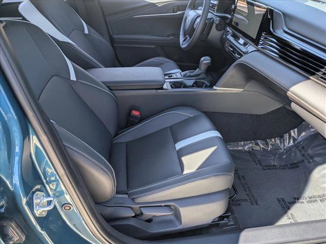 Used 2025 Toyota Camry SE image 18