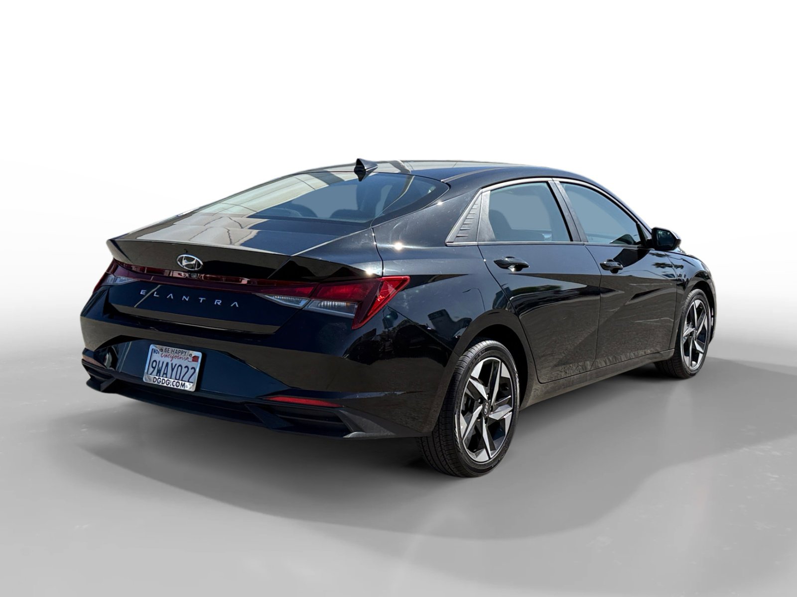 Certified 2023 Hyundai Elantra SEL w/ Convenience Package FWD image 5