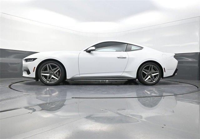 Used 2024 Ford Mustang Coupe image 26