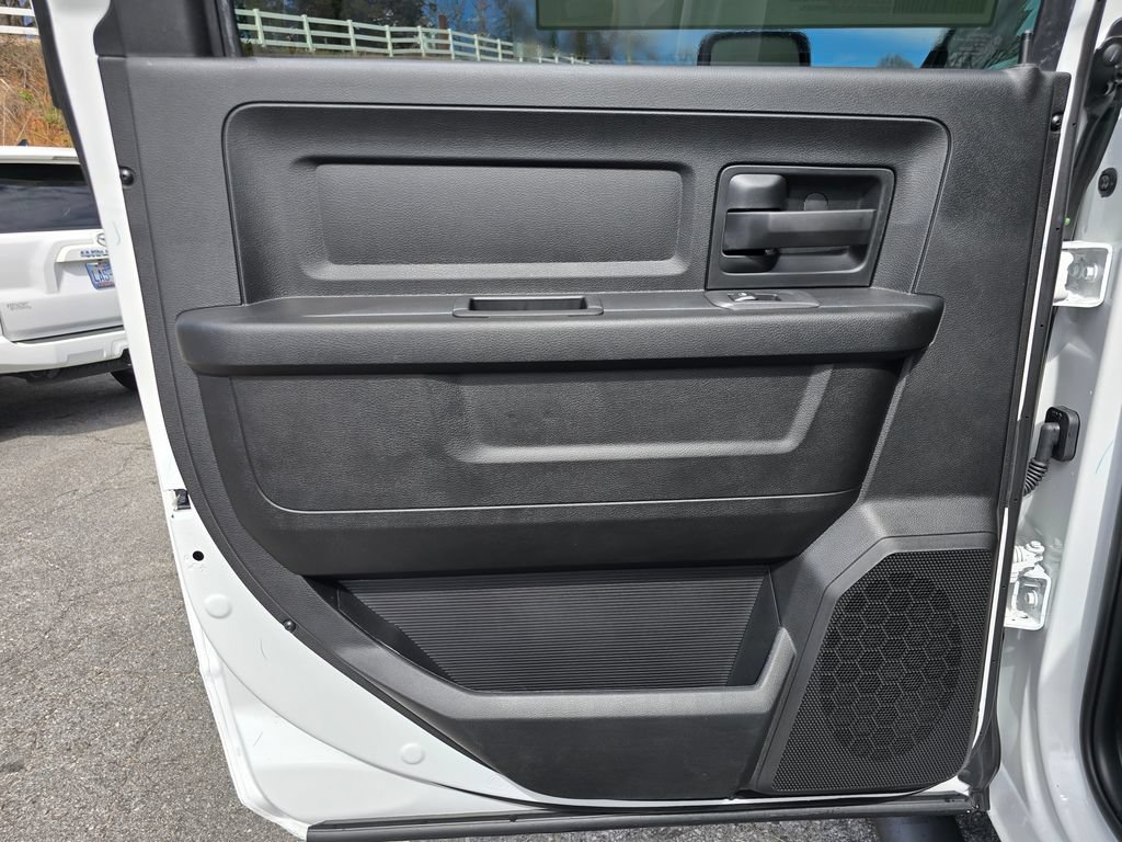 New 2026 RAM 3500 Tradesman AWD/4WD image 37