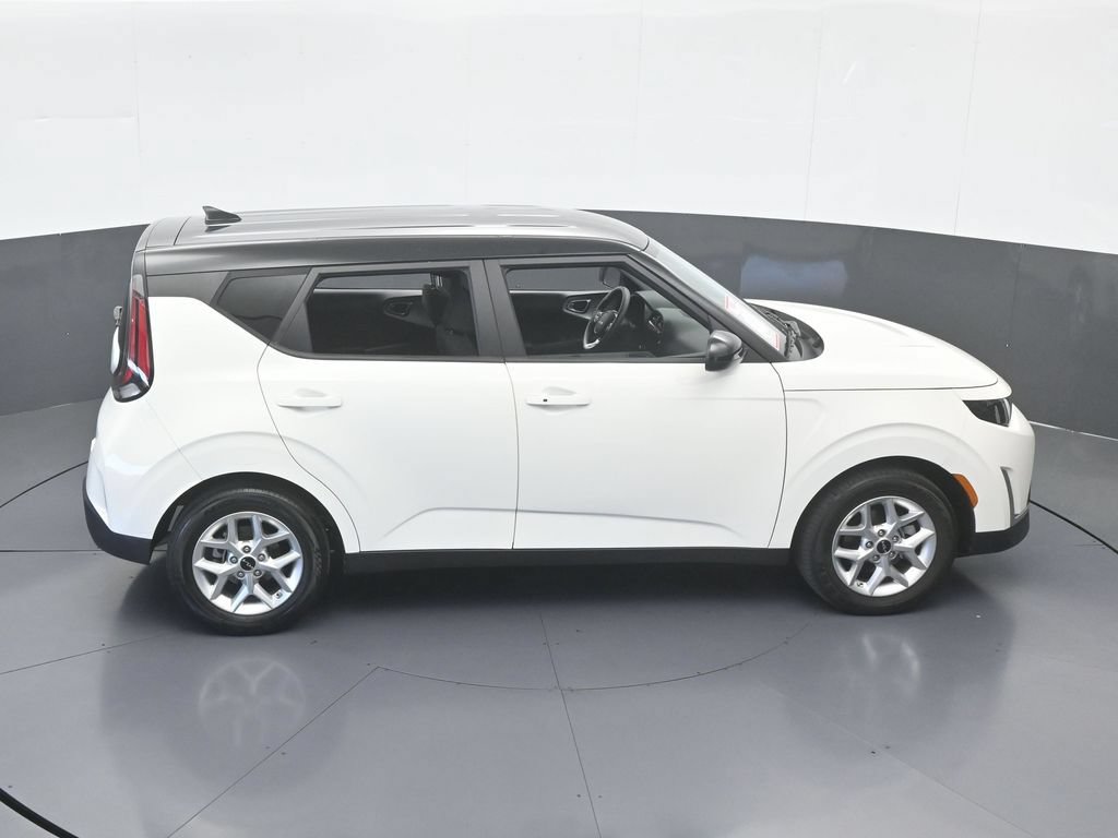 Used 2024 Kia Soul S FWD image 48