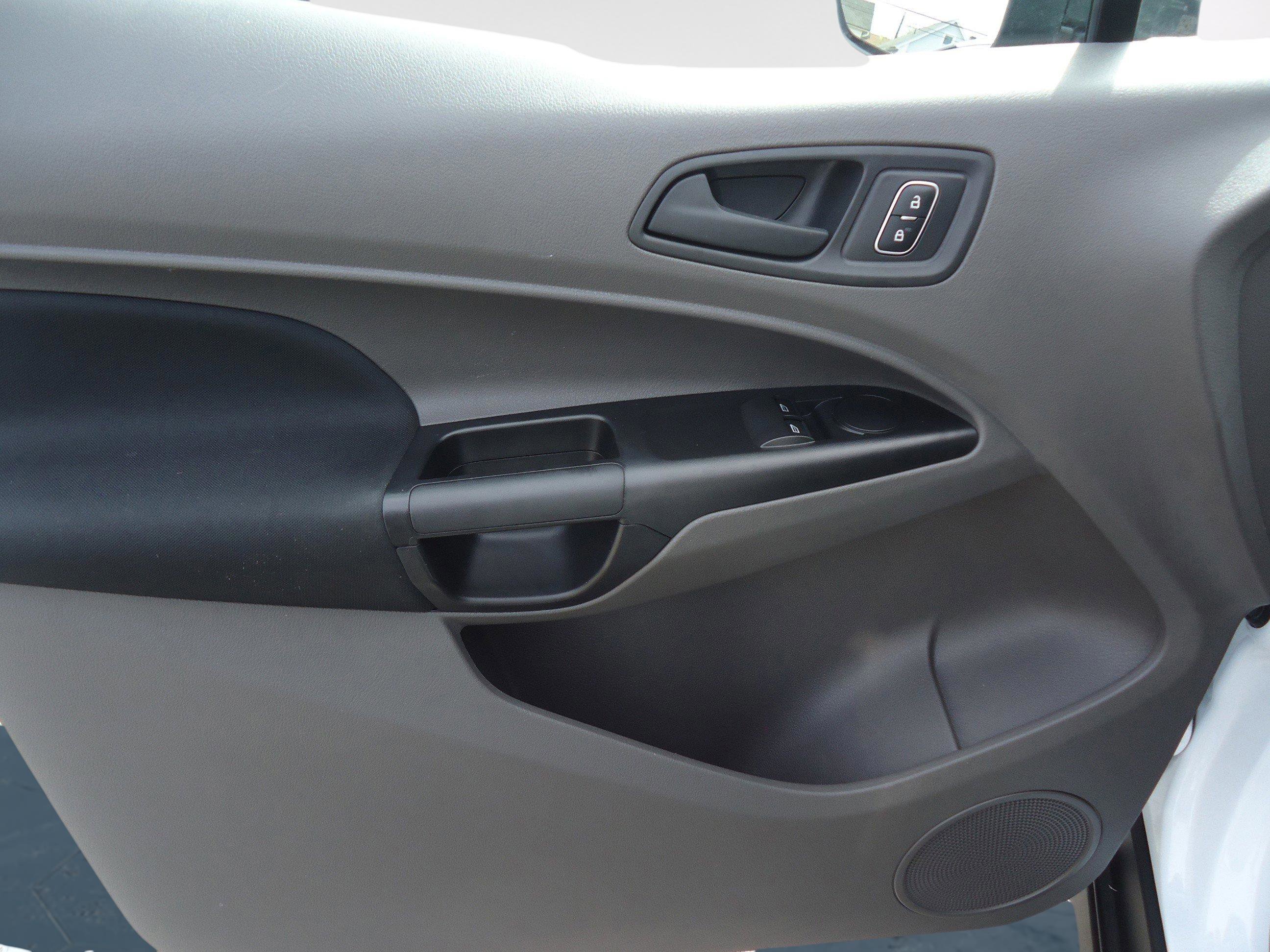 Used 2023 Ford Transit Connect XL FWD image 18