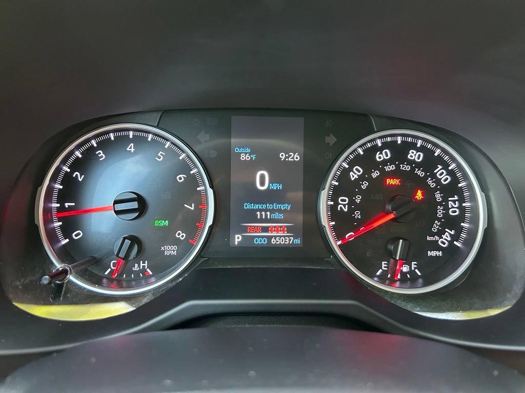 Certified 2022 Toyota RAV4 XLE Premium FWD image 24