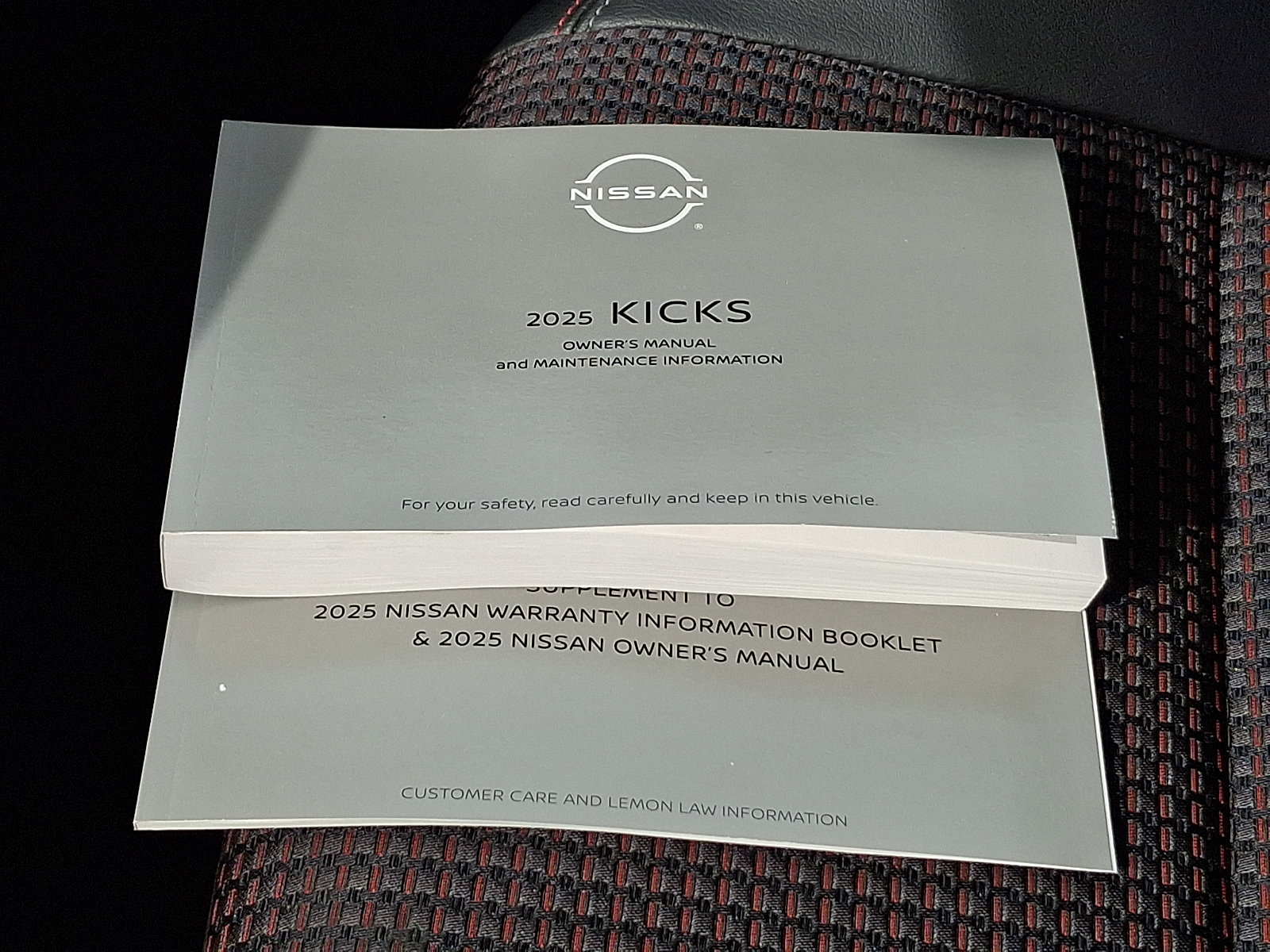 Used 2025 Nissan Kicks SR AWD/4WD image 26