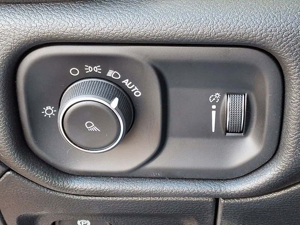 New 2025 RAM 1500 Tradesman image 18