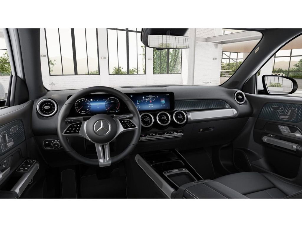 New 2026 Mercedes-Benz GLB 250 4MATIC image 3