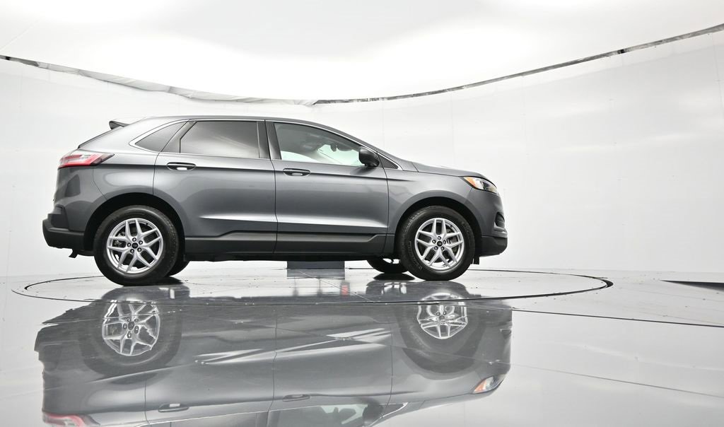 Used 2024 Ford Edge SEL image 50