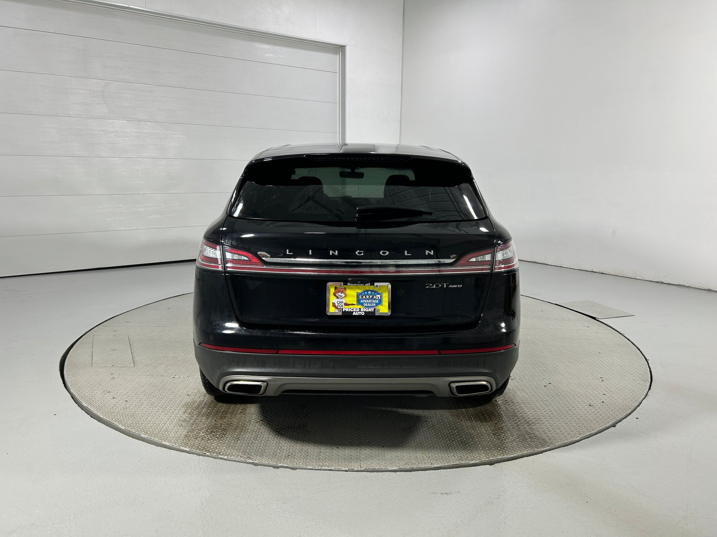 Used 2019 Lincoln Nautilus Select AWD/4WD image 25