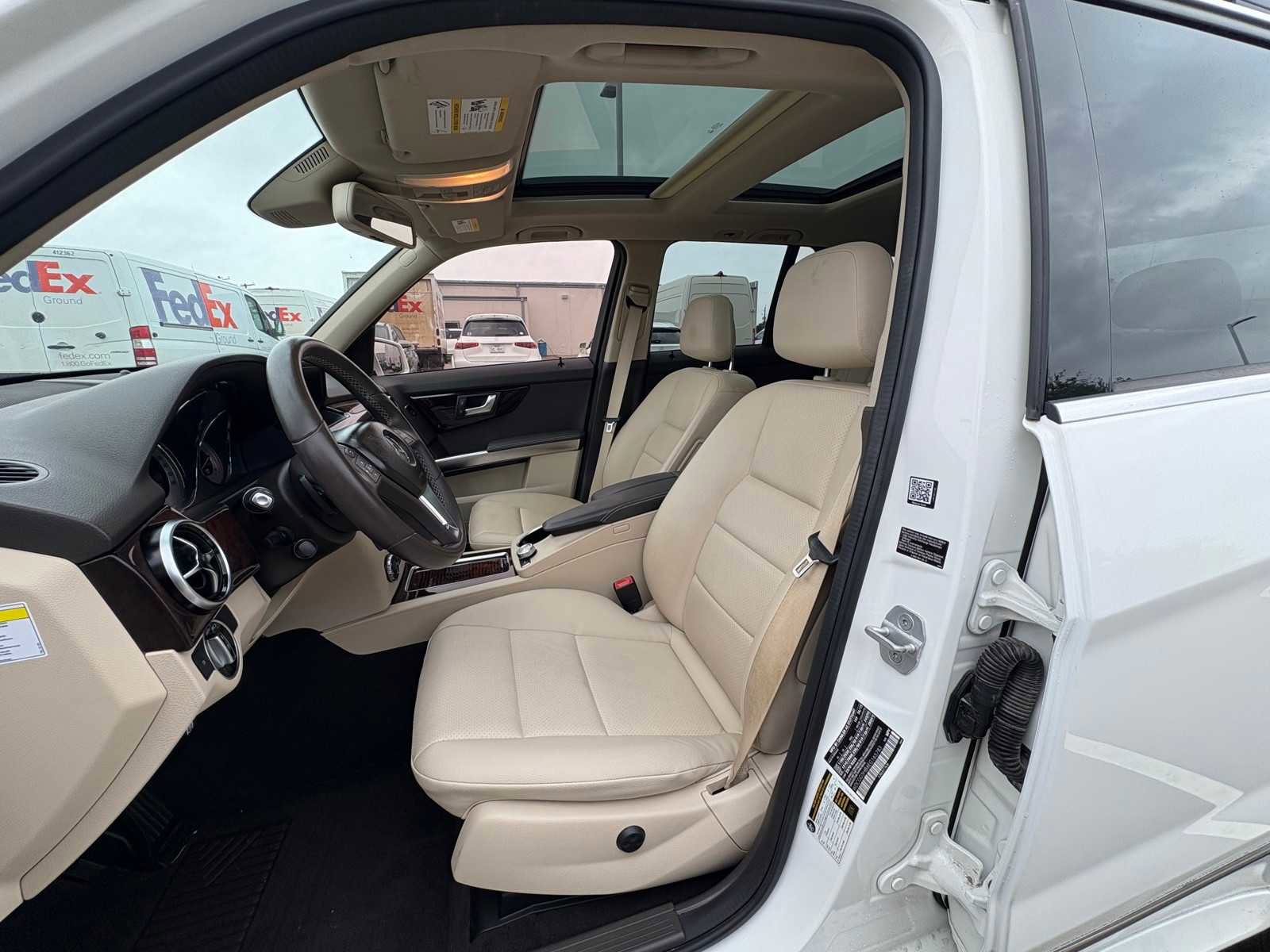 Used 2014 Mercedes-Benz GLK 350 2WD image 15
