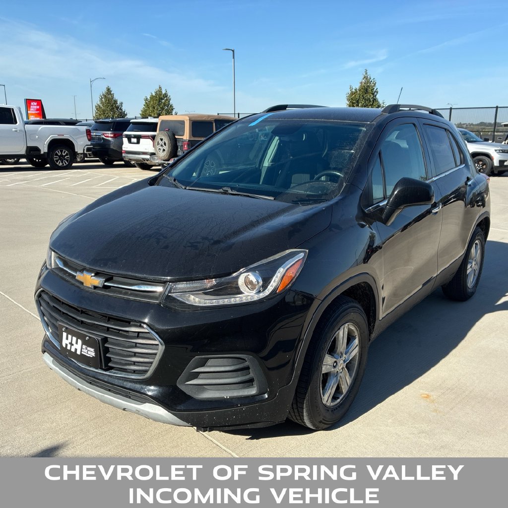 Used 2020 Chevrolet Trax LT w/ LT Convenience Package FWD image 1