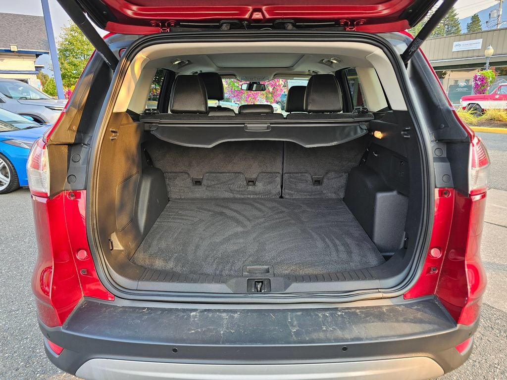 Used 2015 Ford Escape Titanium w/ Equipment Group 301A AWD/4WD image 11