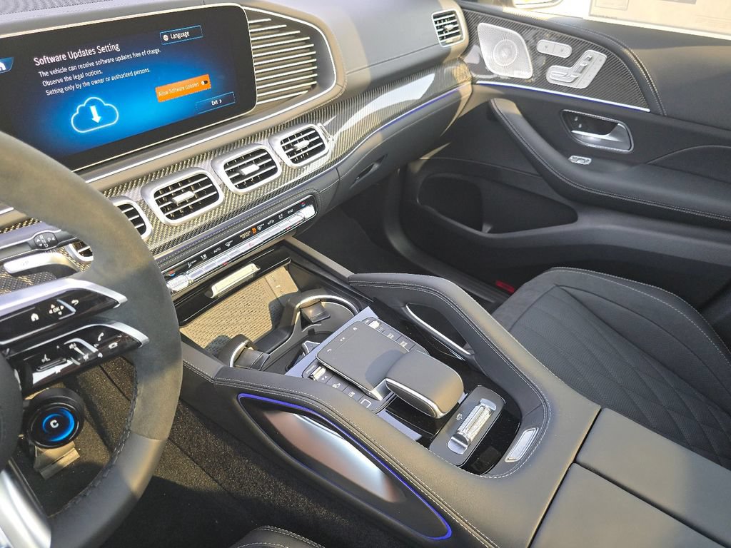 New 2026 Mercedes-Benz GLS 63 AMG 4MATIC image 32