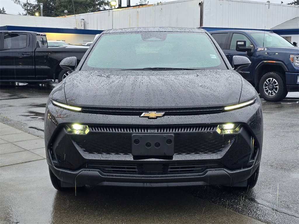 Used 2025 Chevrolet Equinox EV LT w/ Convenience Package image 2