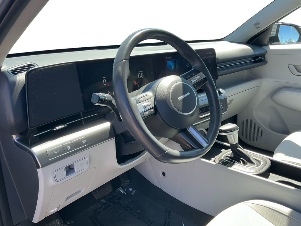 Used 2024 Hyundai Kona SEL FWD image 24