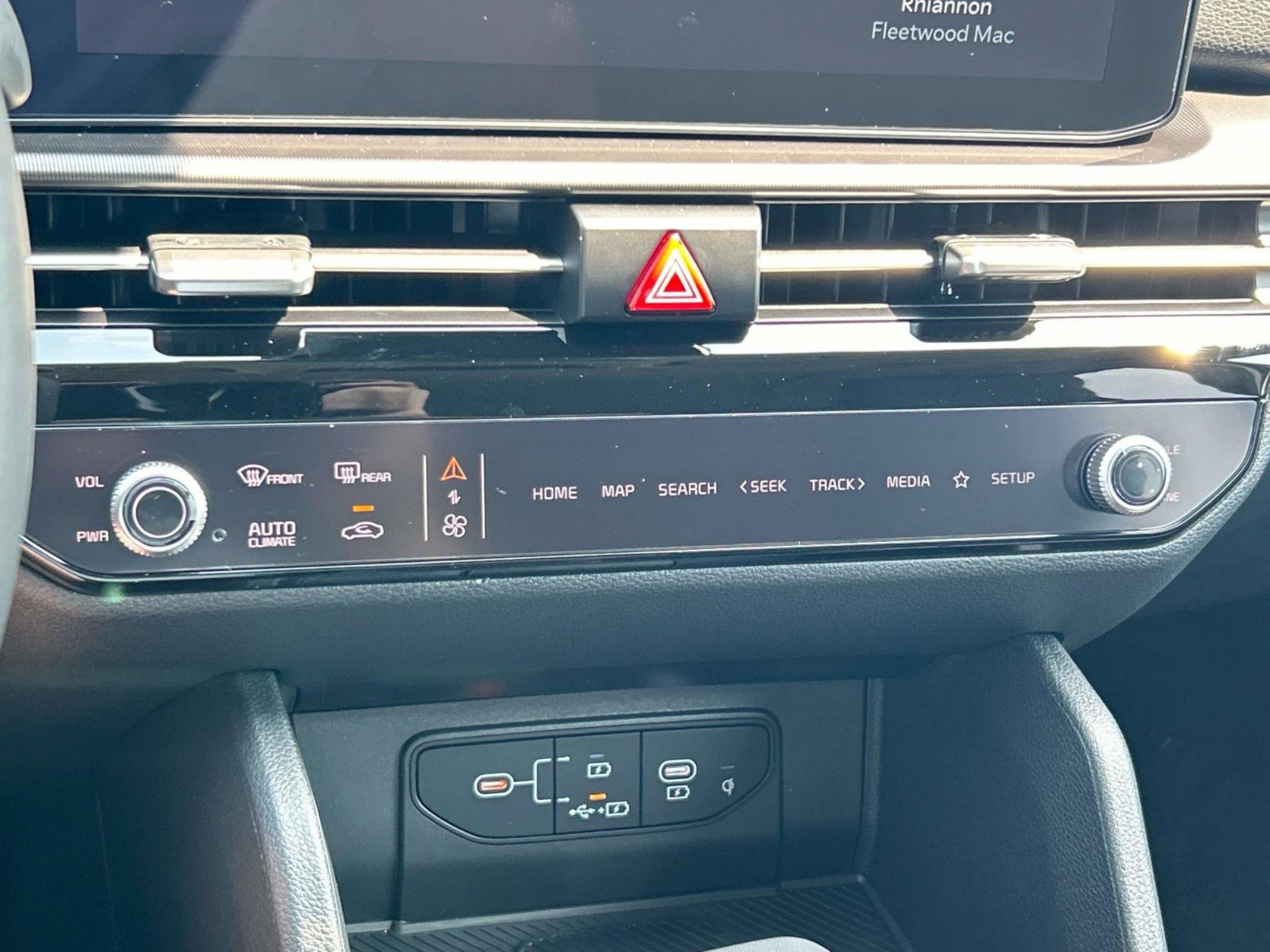 New 2026 Kia Sportage SX AWD/4WD image 30