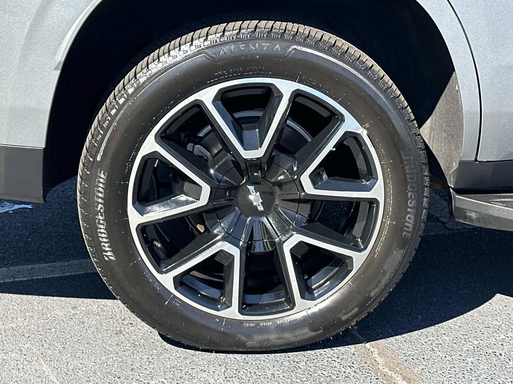 Used 2023 Chevrolet Tahoe RST AWD/4WD image 9