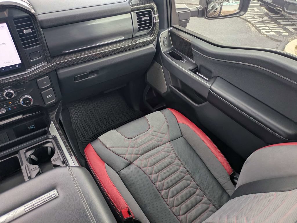 Used 2024 Ford F250 Lariat w/ Lariat Ultimate Package AWD/4WD image 19