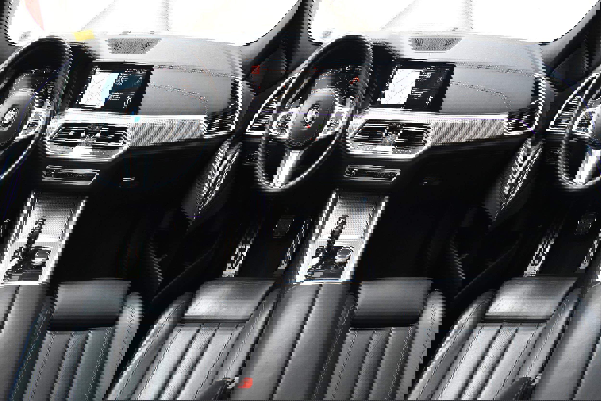 Used 2021 BMW X6 xDrive40i w/ M Sport Package image 29