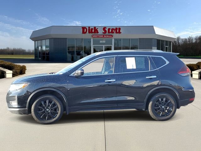 Used 2019 Nissan Rogue SV image 4