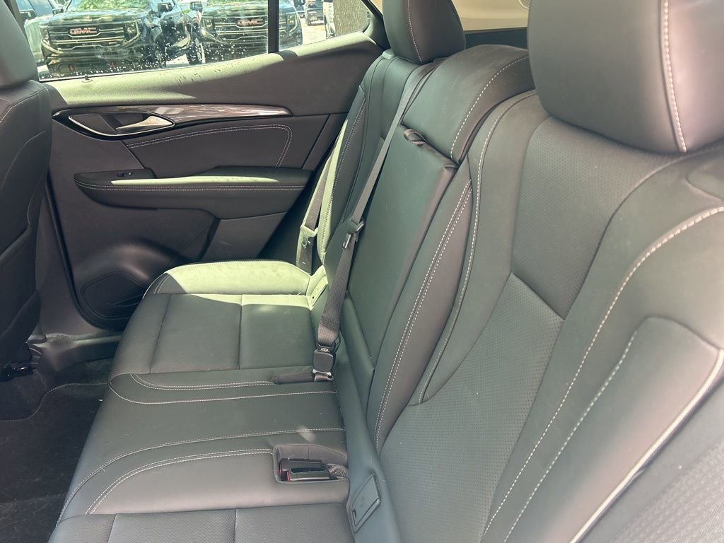 Used 2021 Buick Envision Essence w/ Sport Touring Package FWD image 12