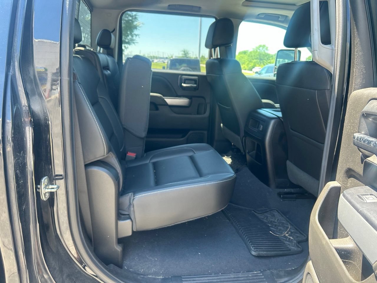Used 2019 Chevrolet Silverado 2500 LTZ w/ Duramax Plus Package AWD/4WD image 15
