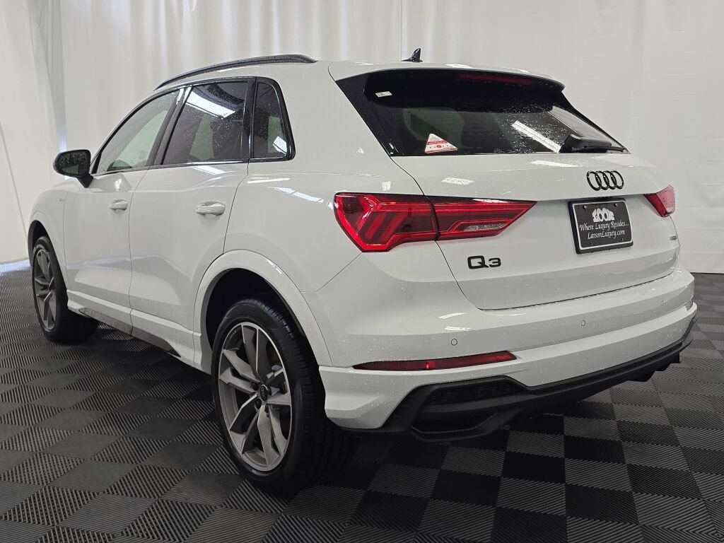 New 2025 Audi Q3 2.0T Premium image 4