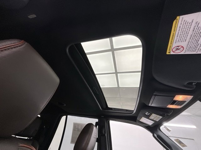 Used 2017 Ford Expedition EL King Ranch image 7