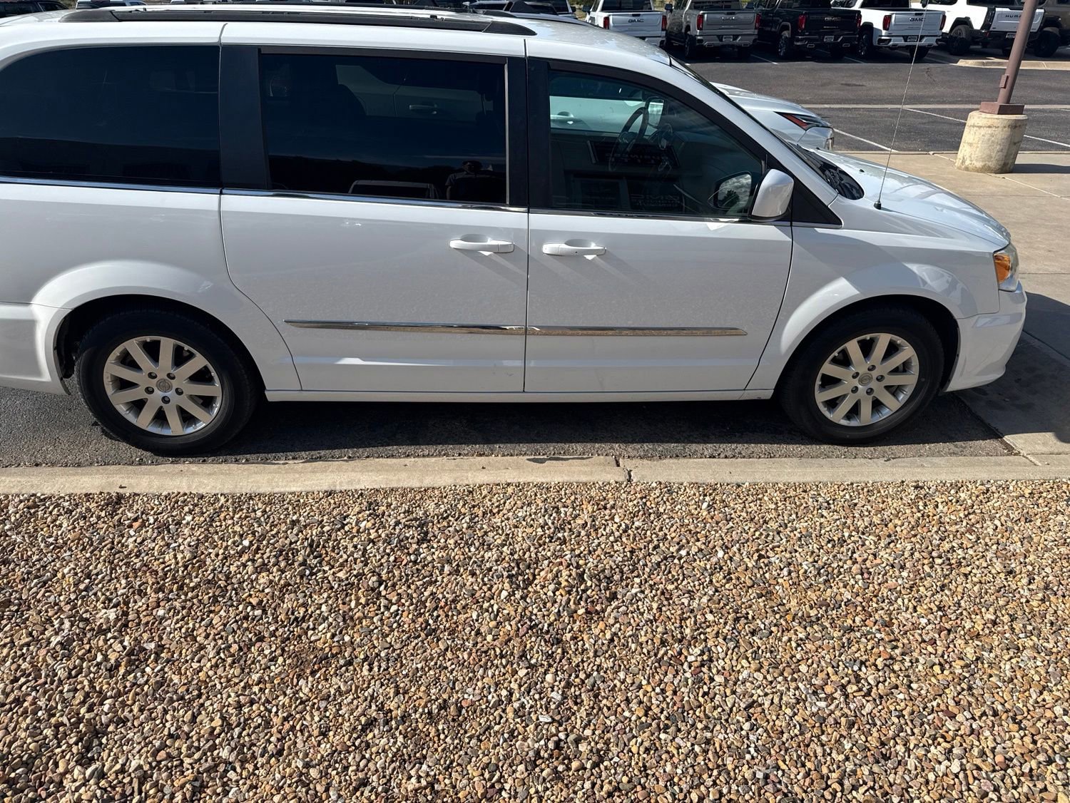 Used 2016 Chrysler Town & Country Touring