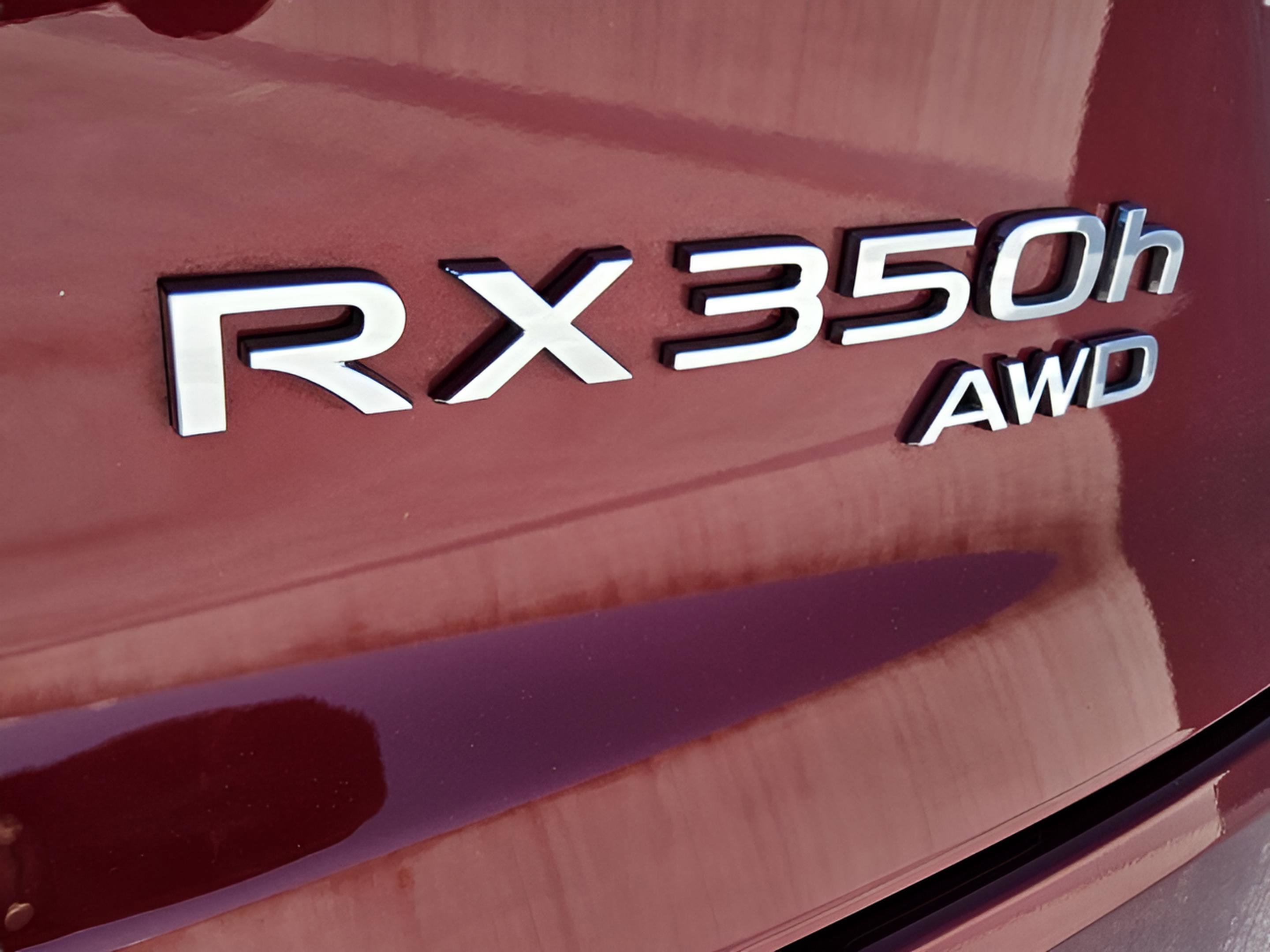 Used 2025 Lexus RX 350h w/ Accessory Package (P3) AWD/4WD image 31