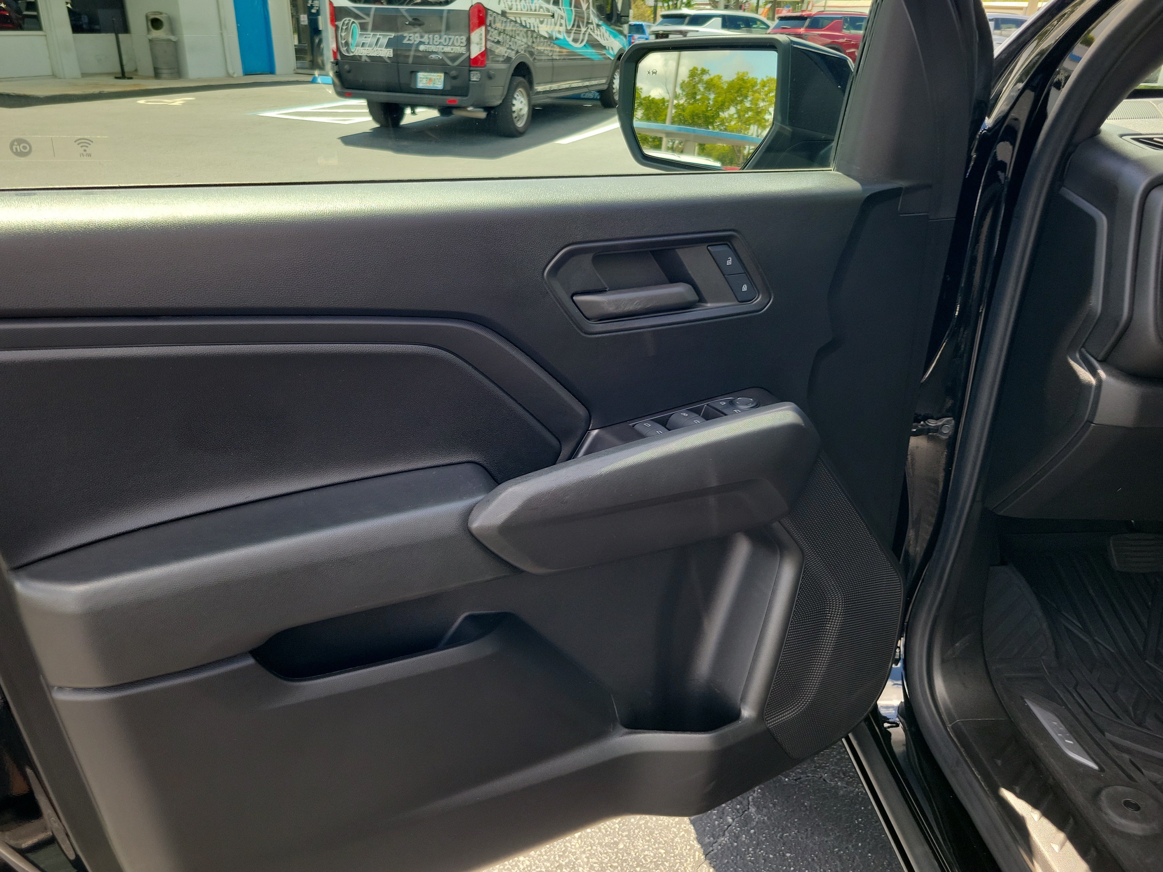 Used 2024 Chevrolet Colorado Trail Boss AWD/4WD image 17