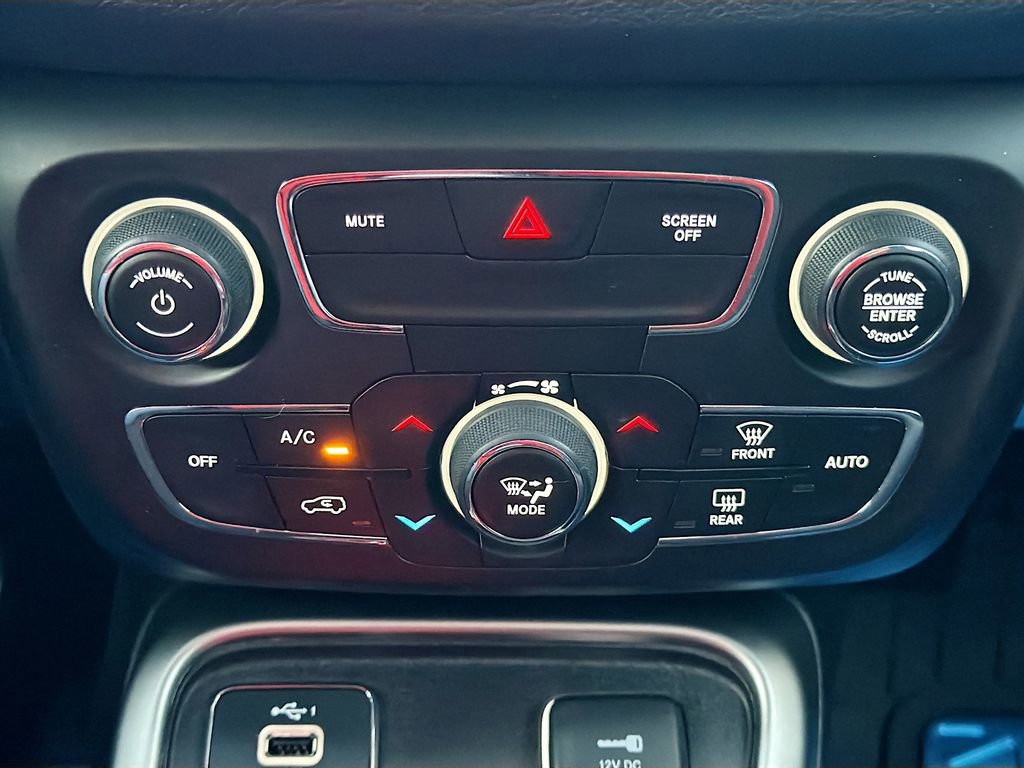 Used 2019 Jeep Compass Sport image 34