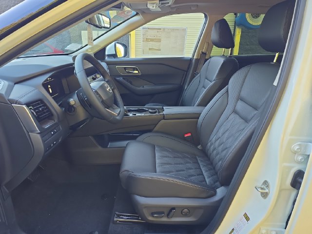 New 2026 Nissan Rogue Platinum w/ Platinum Premium Package AWD/4WD image 11