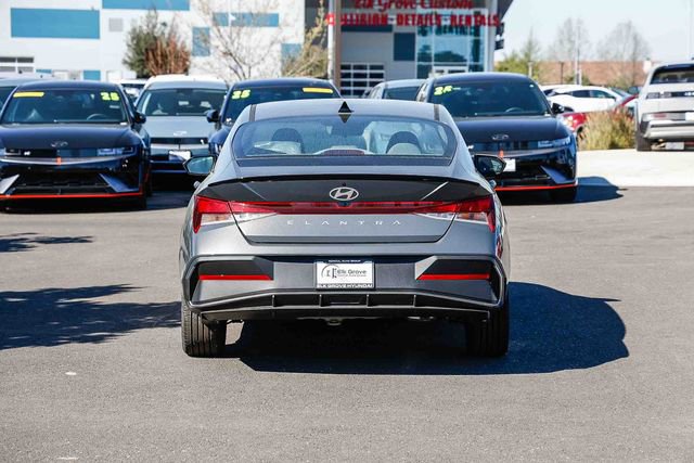 New 2026 Hyundai Elantra Sport FWD image 4