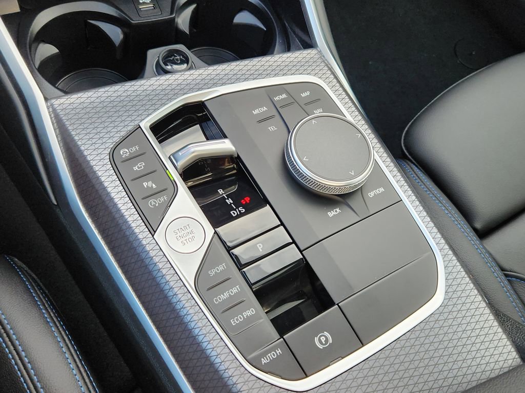 New 2026 BMW 330i xDrive Sedan w/ M Sport Package image 18