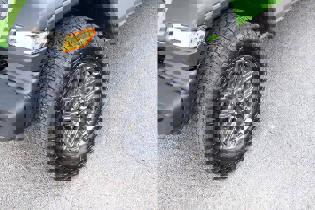 Used 2025 Jeep Wrangler Unlimited Sport image 9