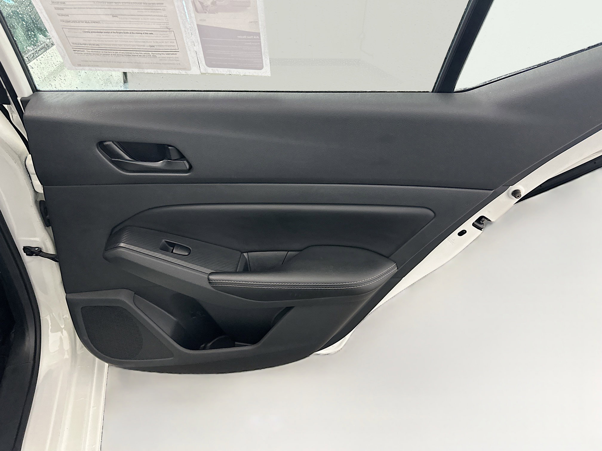 Used 2025 Nissan Altima 2.5 SV image 30