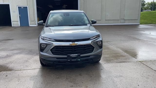 Used 2026 Chevrolet TrailBlazer LS w/ LS Convenience Package FWD image 3