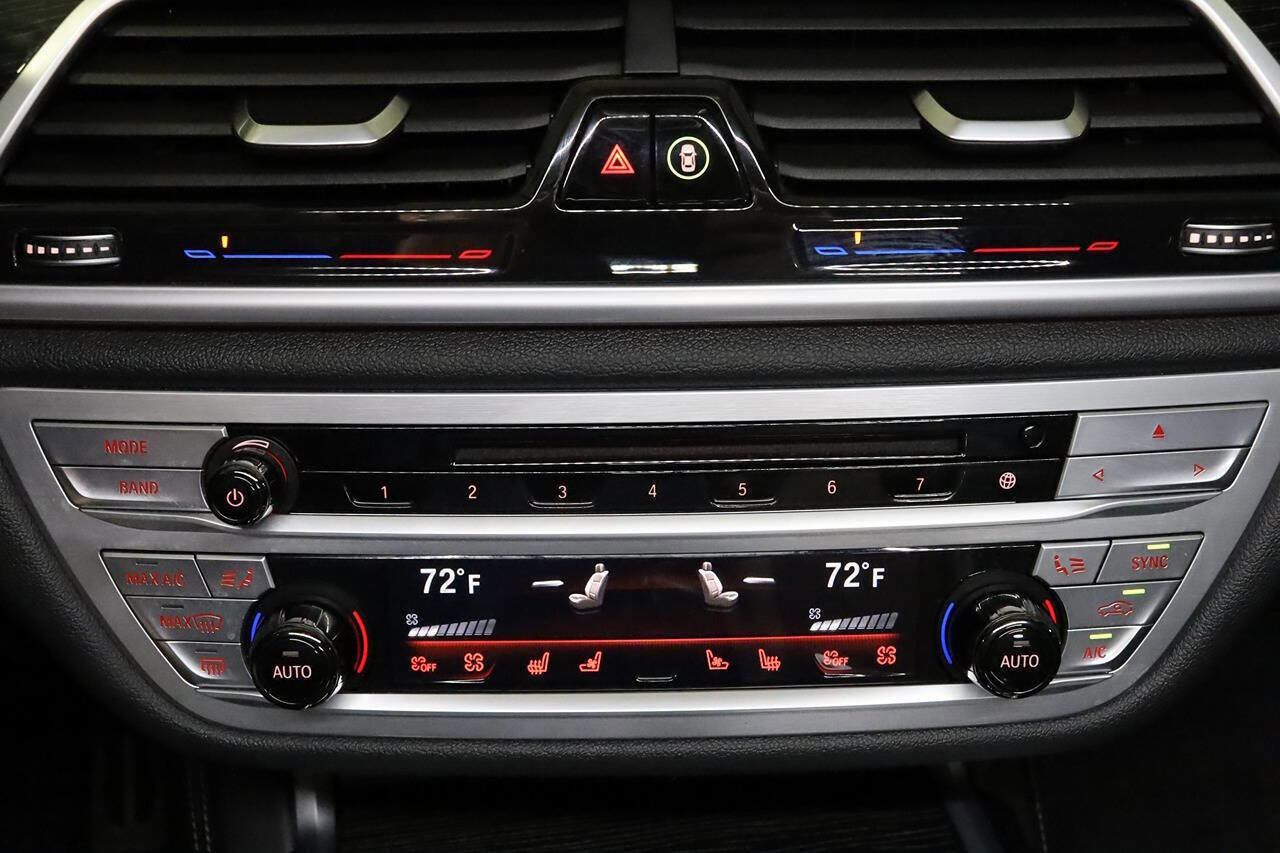 Used 2019 BMW 750i xDrive image 22