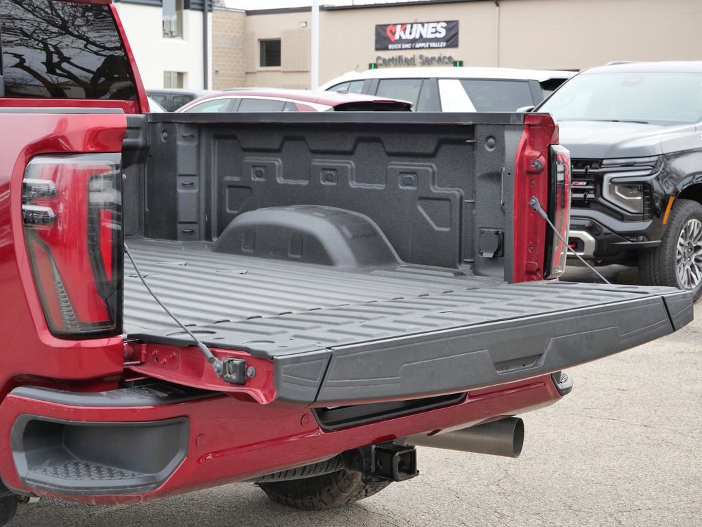 Used 2025 GMC Sierra 2500 AT4 w/ AT4 Premium Plus Package image 24