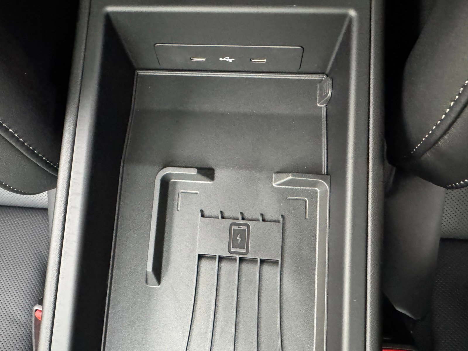 Used 2025 Porsche 911 Carrera image 38