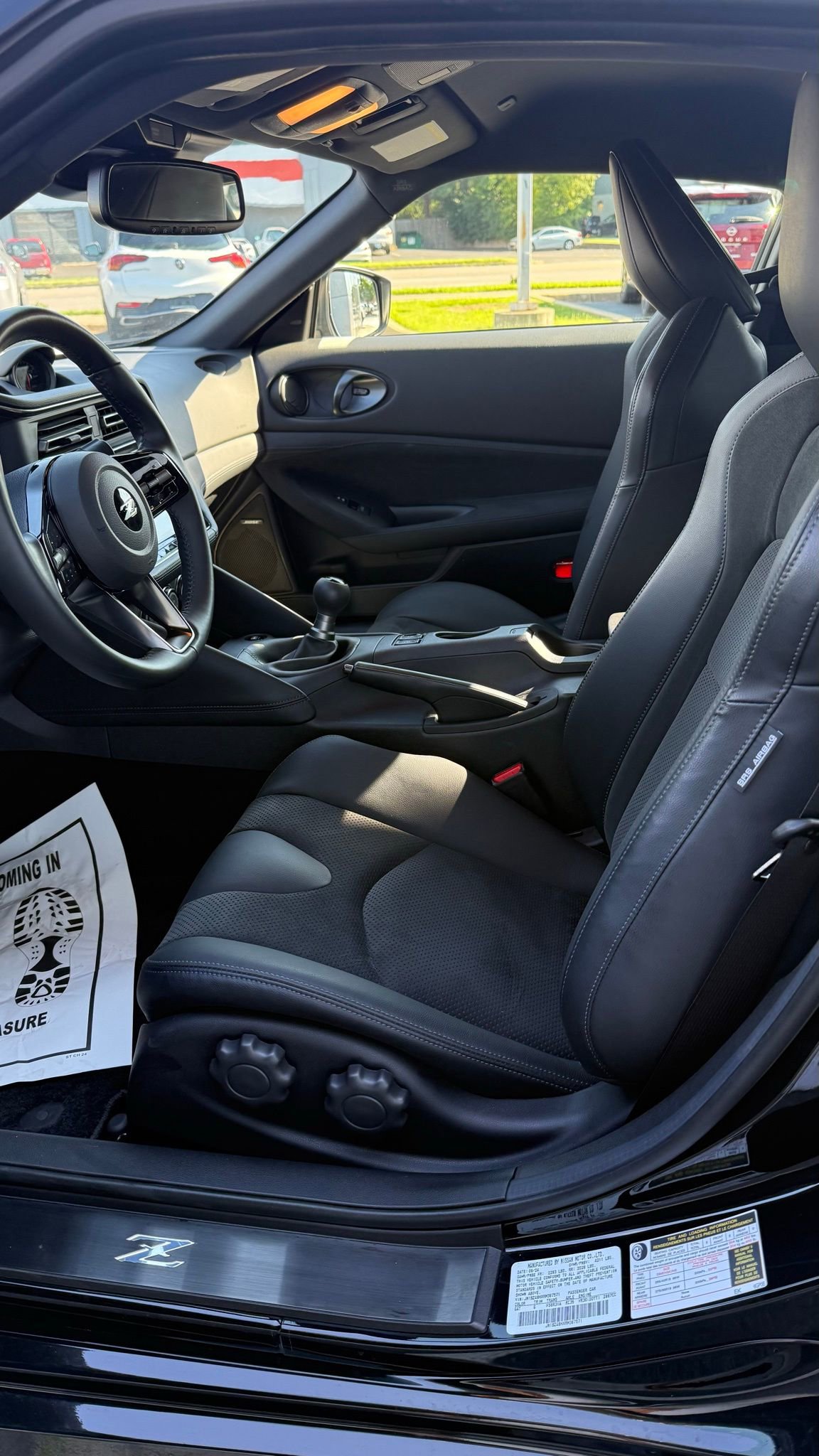 Used 2024 Nissan Z Performance w/ Floor Mat Package image 32