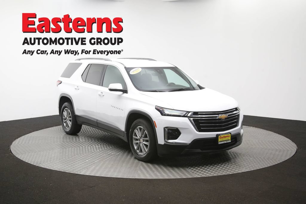 Used 2023 Chevrolet Traverse LT w/ Rear Camera Mirror Package AWD/4WD image 50