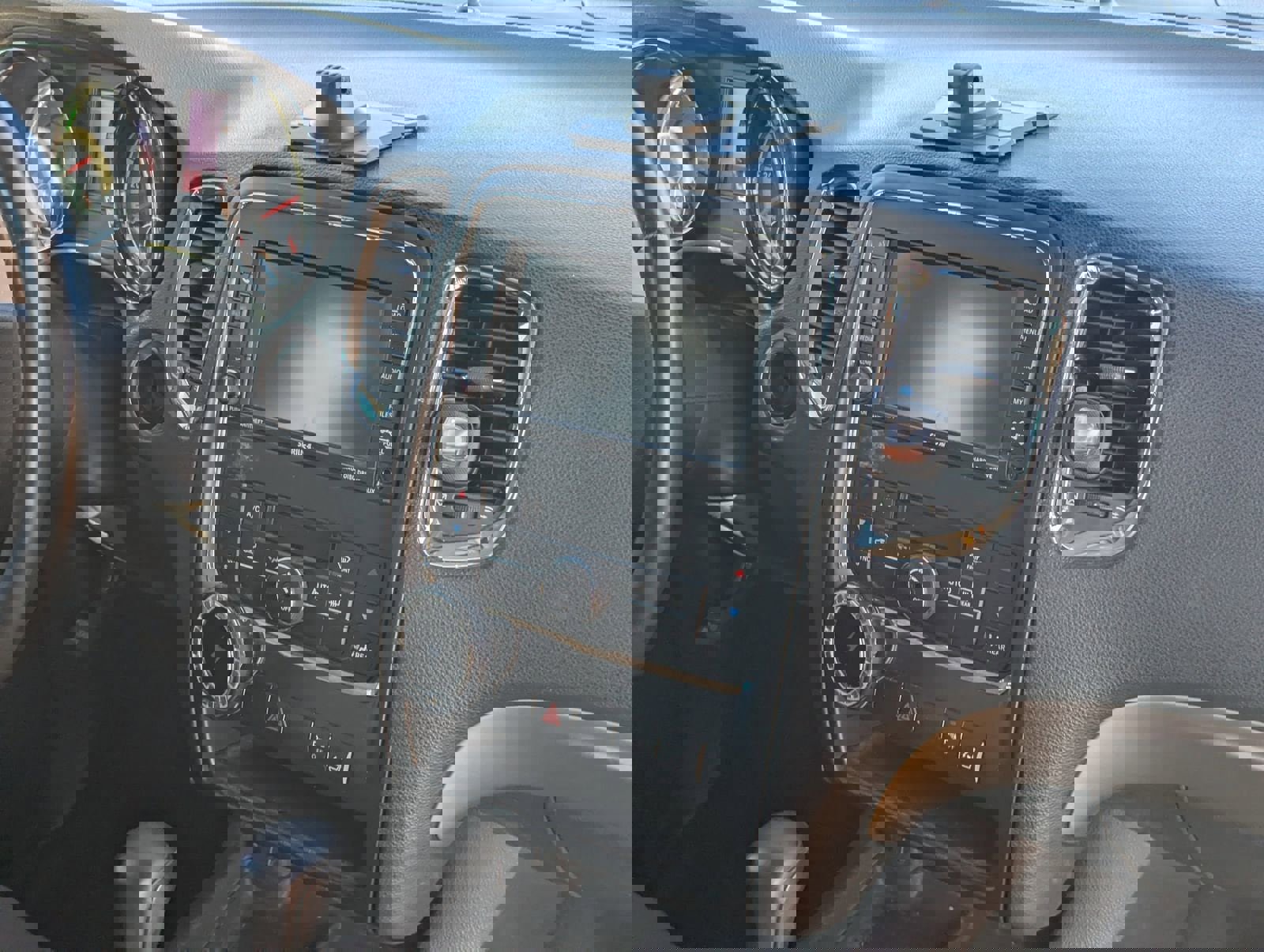 Used 2013 Dodge Durango SXT w/ Popular Equipment Group image 7