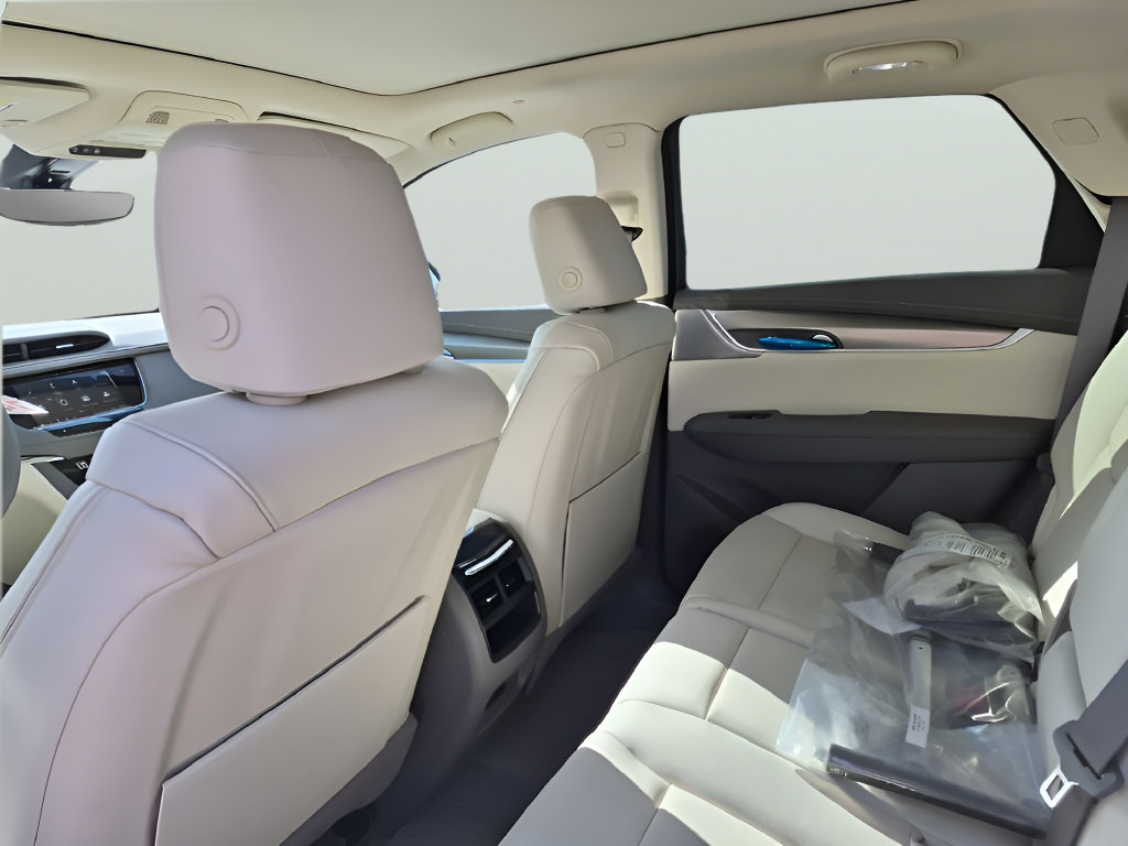 New 2026 Cadillac XT5 Premium Luxury w/ Driver Assist Package FWD image 21