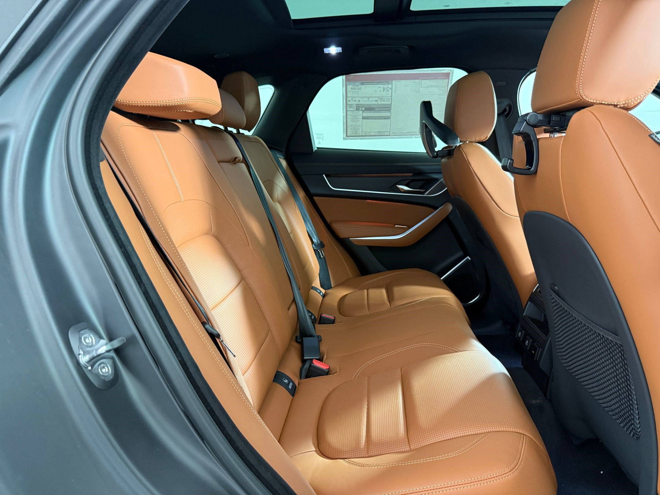New 2026 Jaguar F-PACE R-Dynamic S AWD/4WD image 28