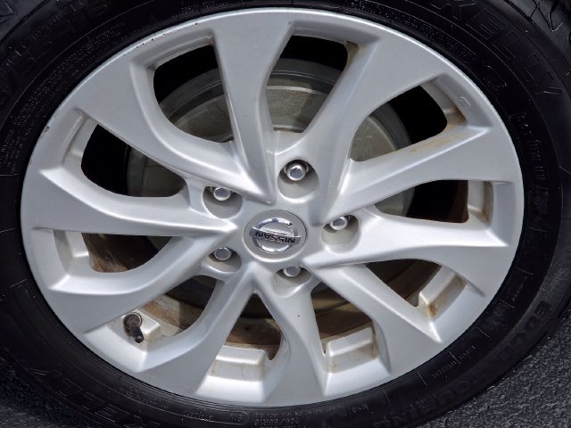 Used 2019 Nissan Sentra SV FWD image 6