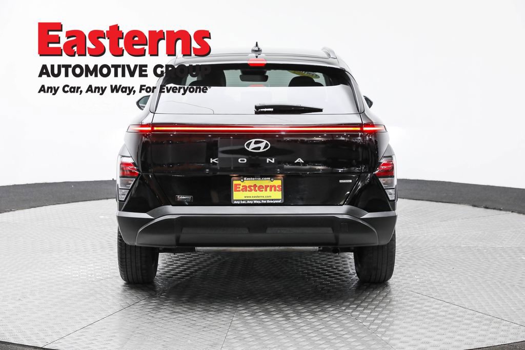 Used 2024 Hyundai Kona SEL image 6